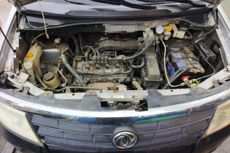 Used Dongfeng Shuaike 2011 1.5L Manual Standard Model 7 Seats China IV Standard Engine Bay