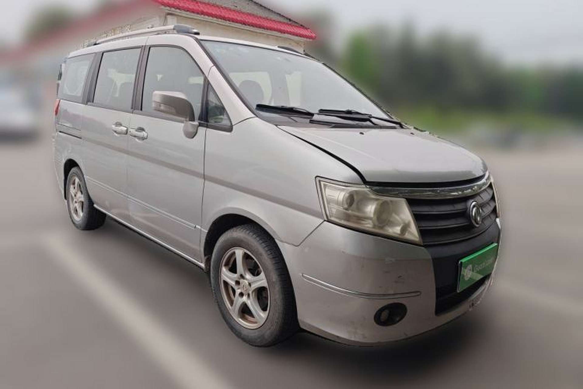 Used Dongfeng Shuaike 2011 1.6L Manual Luxury 7-Seater Front Right 45 Deg