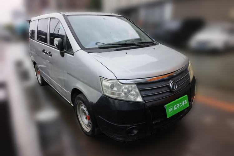 Used Dongfeng Shuaike 2011 1.5L Manual Standard Model 7 Seats China IV Standard Front Right 45 Deg