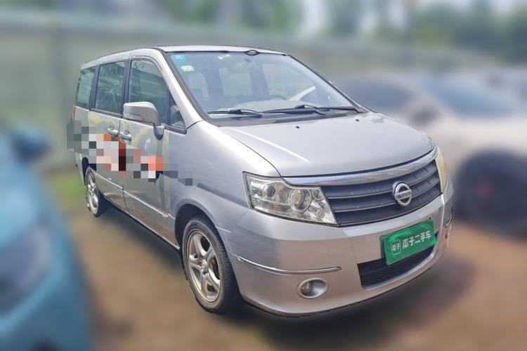 Used Dongfeng Shuaike 2011 1.6L Manual Comfort 7-Seater Front Right 45 Deg