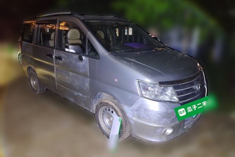 Used Dongfeng Shuaike 2011 1.5L Manual Standard Model 7 Seats China IV Standard Front Right 45 Deg