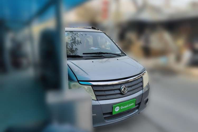Used Dongfeng Shuaike 2011 1.5L Manual Comfort 7-Seater China IV Standard Front Right 45 Deg