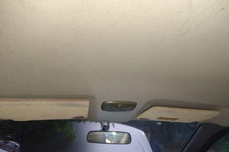 Used Dongfeng Shuaike 2011 1.5L Manual Standard Model 7 Seats China IV Standard Headliner