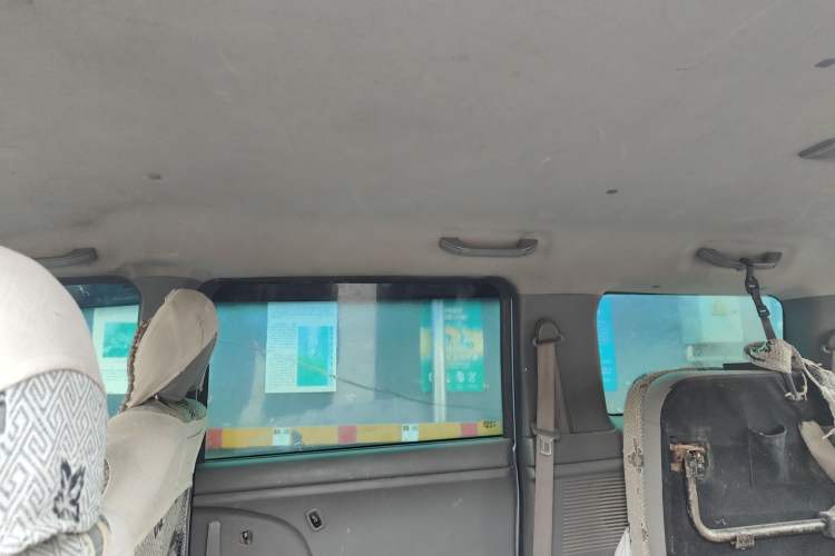 Used Dongfeng Shuaike 2011 1.5L Manual Comfort 7-Seater China IV Standard Headliner