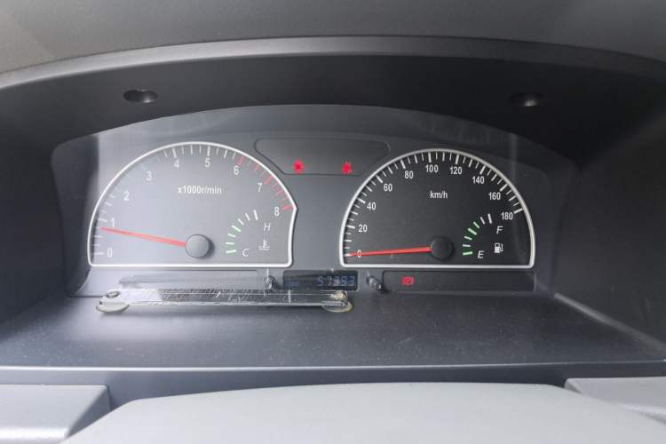 Used Dongfeng Shuaike 2011 1.6L Manual Commercial 5-Seater Instrument Cluster