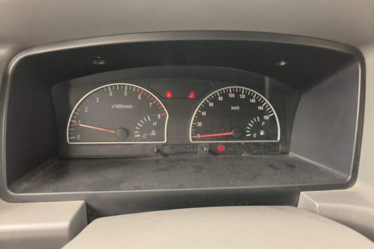 Used Dongfeng Shuaike 2011 1.6L Manual Comfort 7-Seater Instrument Cluster