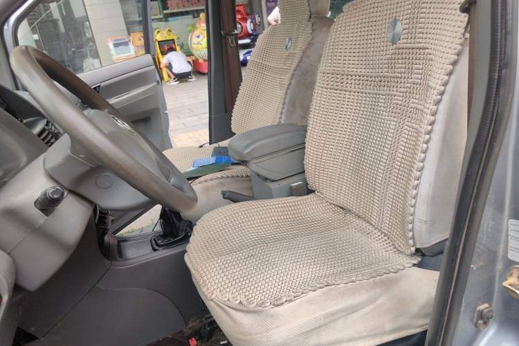 Used Dongfeng Shuaike 2011 1.6L Manual Practical 7-Seater Left Front Seat