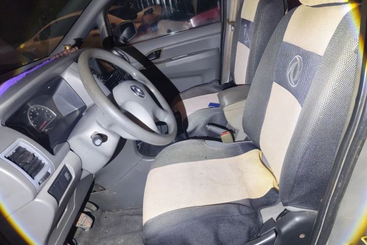 Used Dongfeng Shuaike 2011 1.5L Manual Standard Model 7 Seats China IV Standard Left Front Seat