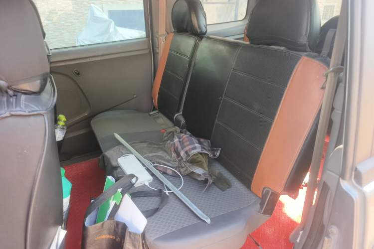Used Dongfeng Shuaike 2011 1.6L Manual Comfort 7-Seater Left Rear Seat