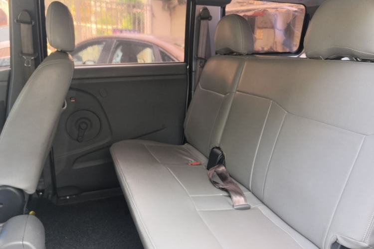 Used Dongfeng Shuaike 2011 1.6L Manual Commercial 5-Seater Left Rear Seat