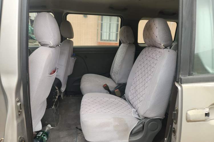 Used Dongfeng Shuaike 2011 1.6L Manual Practical 7-Seater Left Rear Seat