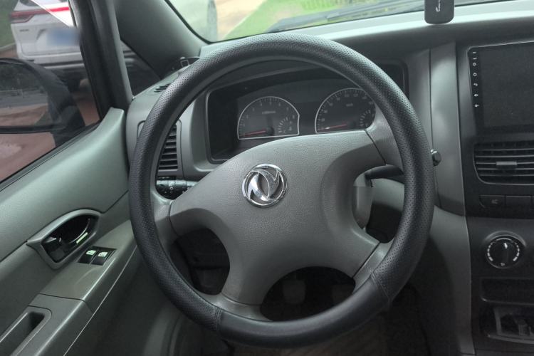 Used Dongfeng Shuaike 2011 1.6L Manual Commercial 5-Seater Steering Wheel