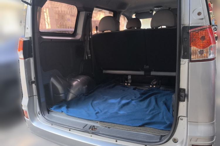 Used Dongfeng Shuaike 2011 1.6L Manual Commercial 5-Seater Trunk