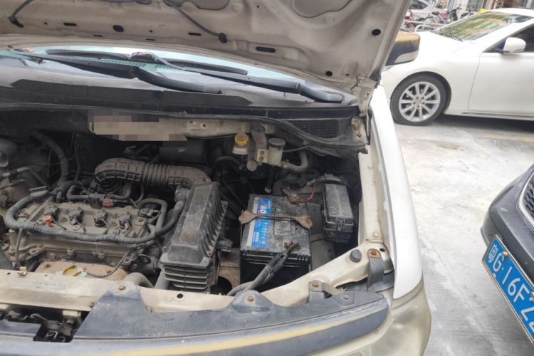 Used Dongfeng Shuaike 2011 1.5L Manual Standard Model 7 Seats China IV Standard Engine Bay Left