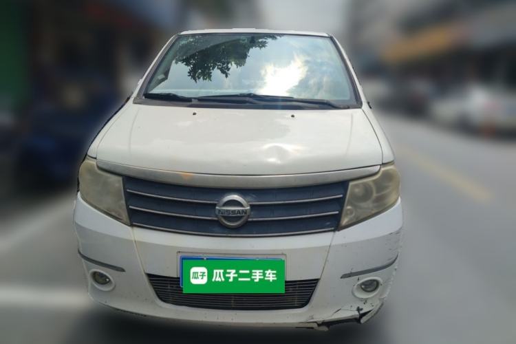 Used Dongfeng Shuaike 2011 2.0L Manual Comfort 7-Seater Front