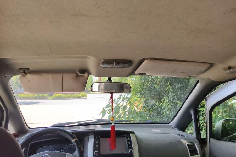 Used Dongfeng Shuaike 2011 1.6L Manual Comfort 7-Seater Headliner