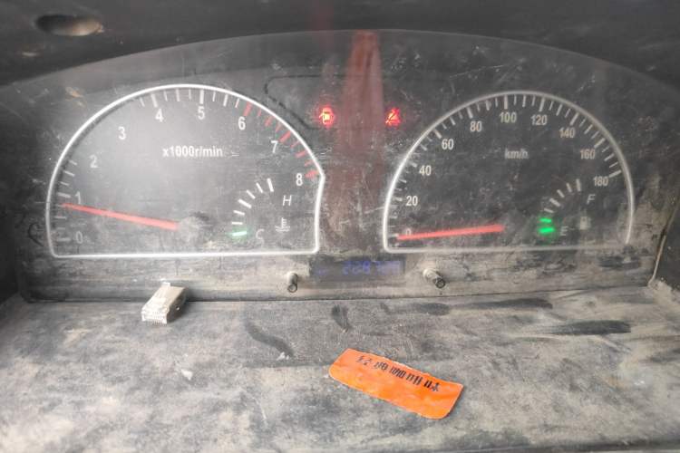 Used Dongfeng Shuaike 2011 1.6L Manual Comfort 7-Seater Instrument Cluster