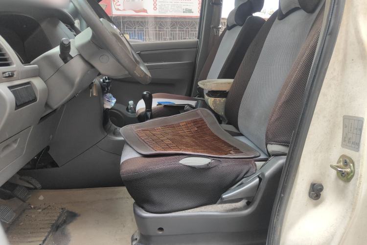 Used Dongfeng Shuaike 2011 1.5L Manual Standard Model 7 Seats China IV Standard Left Front Seat