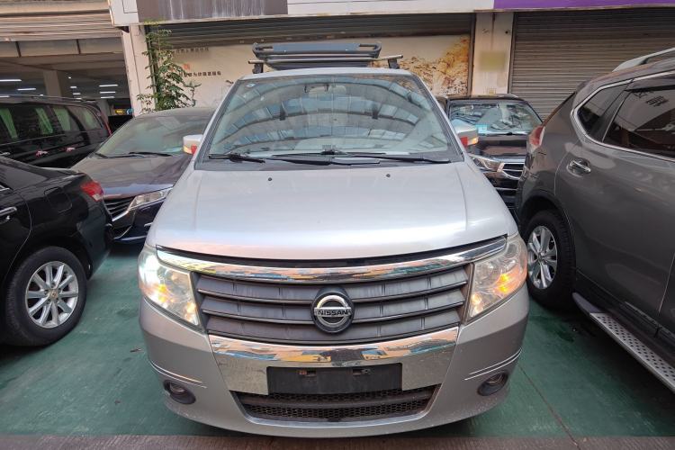 Used Dongfeng Shuaike 2012 2.0L Automatic Flagship 7-Seater Front