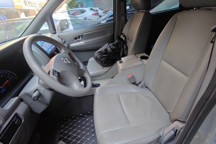 Used Dongfeng Shuaike 2012 2.0L Automatic Flagship 7-Seater Left Front Seat