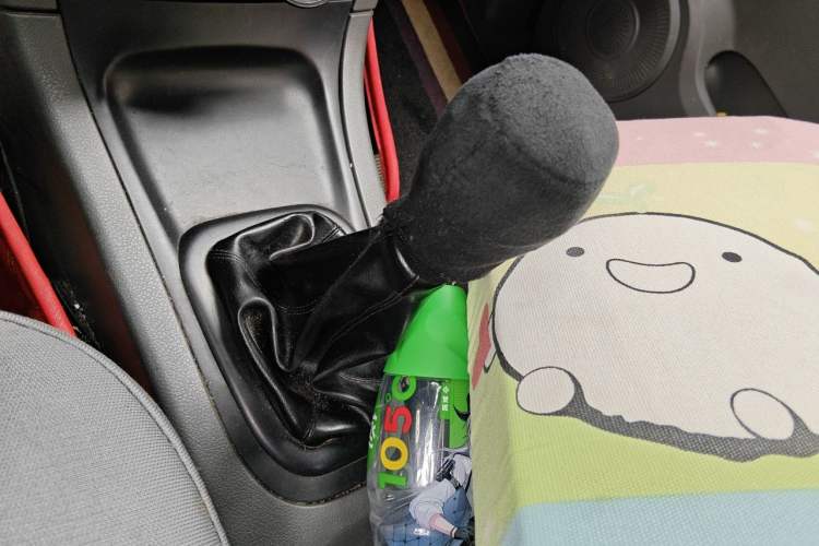 Used Dongfeng Shuaike 2013 1.5L Manual Comfort 7-Seater China V Standard Gear Lever
