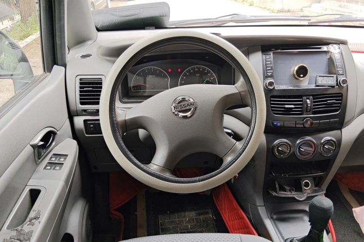 Used Dongfeng Shuaike 2013 1.5L Manual Comfort 7-Seater China V Standard Steering Wheel
