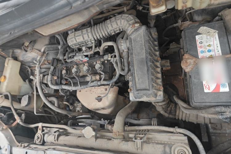 Used Dongfeng Shuaike 2013 1.5L Manual Comfort 7-Seater China V Standard Engine Bay