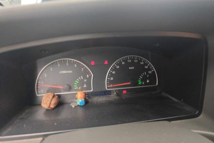 Used Dongfeng Shuaike 2013 1.5L Manual Comfort 7-Seater China V Standard Instrument Cluster