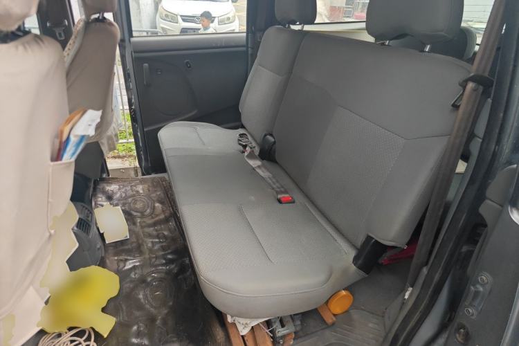 Used Dongfeng Shuaike 2013 1.5L Manual Comfort 7-Seater China V Standard Left Rear Seat
