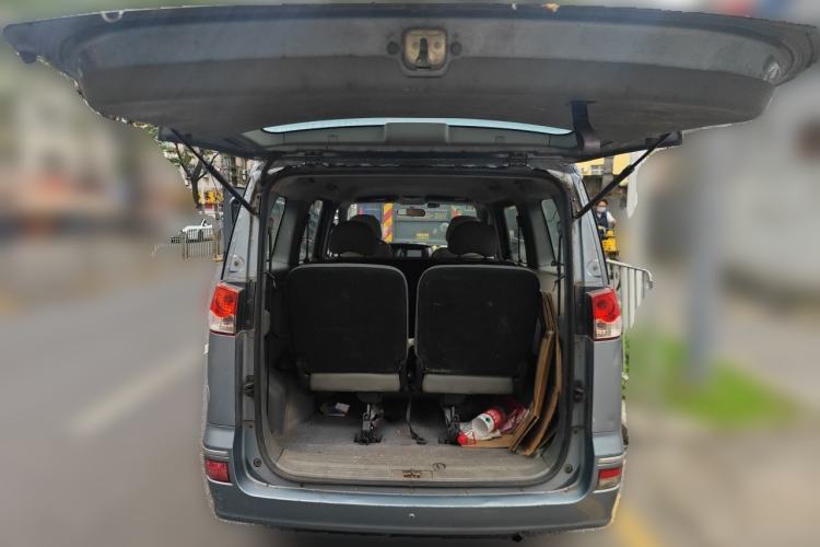 Used Dongfeng Shuaike 2013 1.5L Manual Comfort 7-Seater China V Standard Trunk