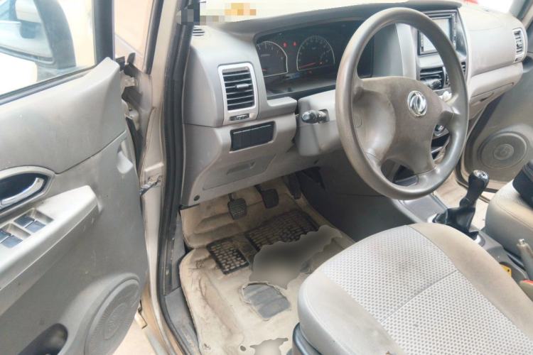 Used Dongfeng Shuaike 2013 Facelift 1.5L Manual Comfort 7-Seater China V Standard Driver Seat