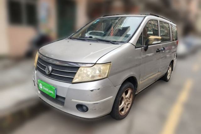 Used Dongfeng Shuaike 2013 Revised Version 1.5L Manual Comfort Trim 7 Seats China IV Standard