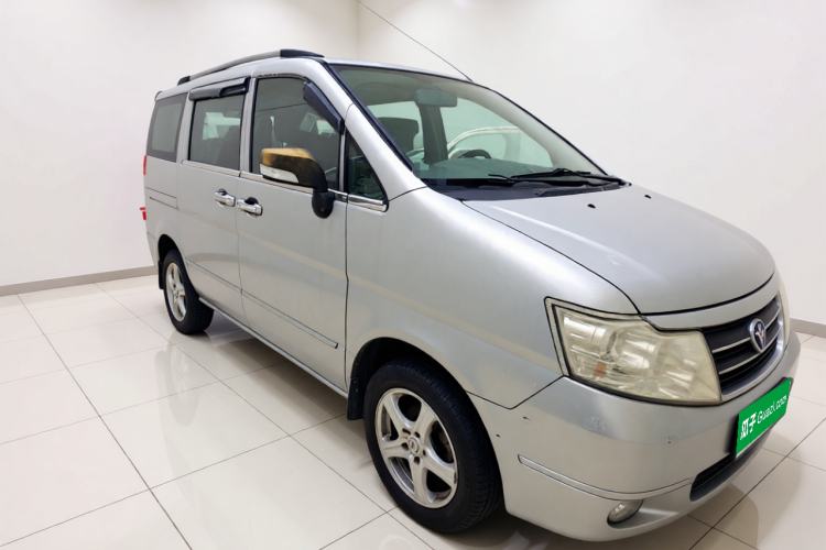 Used Dongfeng Shuaike 2013 Facelift 1.5L Manual Comfort 7-Seater China V Standard Front Right 45 Deg