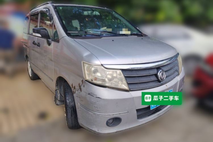 Used Dongfeng Shuaike 2013 Revised Version 1.5L Manual Comfort Trim 7 Seats China IV Standard Front Right 45 Deg