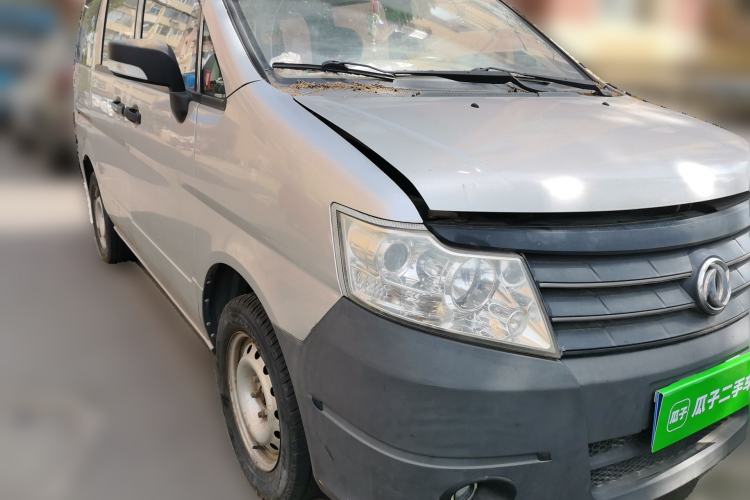 Used Dongfeng Shuaike 2013 Revised Version 1.5L Manual Standard Edition 7 Seats China IV Standard Front Right 45 Deg