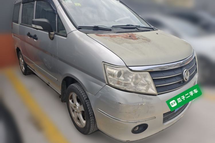 Used Dongfeng Shuaike 2013 Revised Version 1.5L Manual Comfort Trim 7 Seats China IV Standard Front Right 45 Deg