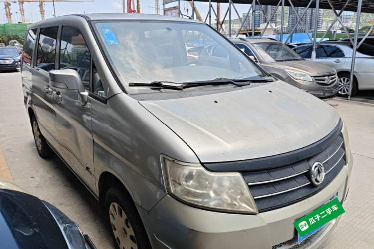 Used Dongfeng Shuaike 2013 Revised Version 1.5L Manual Standard Edition 7 Seats China V Emission Standard Front Right 45 Deg