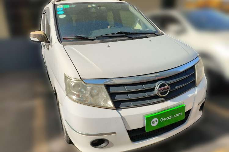 Used Dongfeng Shuaike 2013 Revised Version 1.5L Manual Comfort Trim 7 Seats China IV Standard Front Right 45 Deg