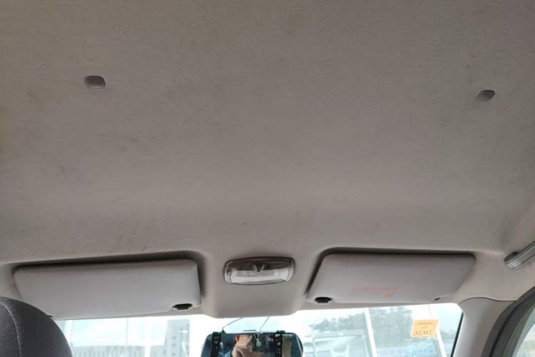 Used Dongfeng Shuaike 2013 Facelift 1.5L Manual Comfort 7-Seater China V Standard Headliner