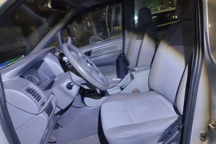 Used Dongfeng Shuaike 2013 Facelift 1.5L Manual Luxury 7-Seater China IV Standard Left Front Seat