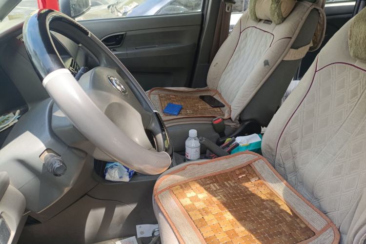 Used Dongfeng Shuaike 2013 Revised Version 1.5L Manual Standard Edition 7 Seats China V Emission Standard Left Front Seat