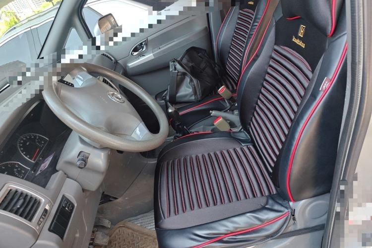 Used Dongfeng Shuaike 2013 Revised Version 1.6L Manual Luxury 7-Seater China V Standard Left Front Seat