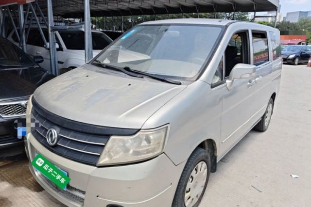 Used Dongfeng Shuaike 2013 Revised Version 1.5L Manual Standard Edition 7 Seats China V Emission Standard