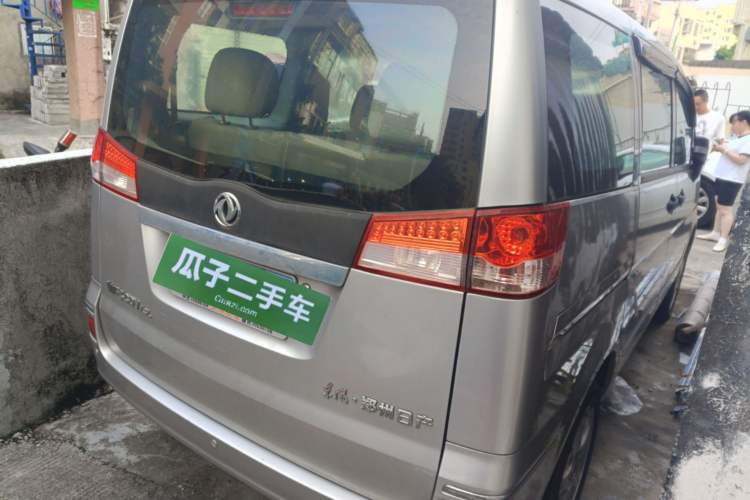 Used Dongfeng Shuaike 2013 Revised Version 1.5L Manual Comfort Trim 7 Seats China IV Standard Rear Right 45 Deg
