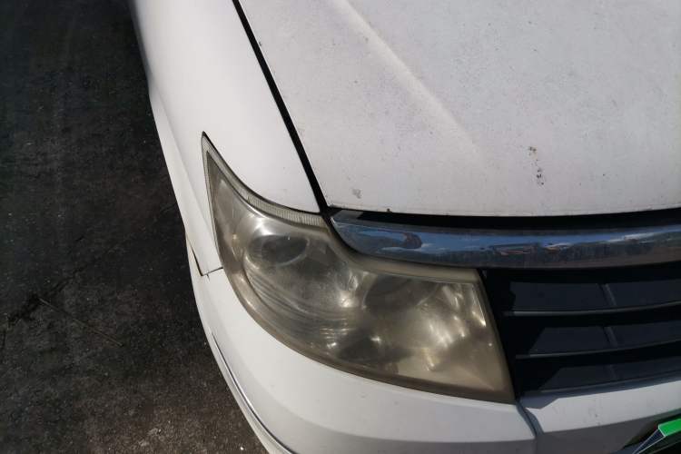 Used Dongfeng Shuaike 2013 Facelift 1.5L Manual Luxury 7-Seater China IV Standard Right Front Headlight