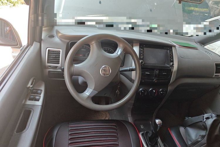 Used Dongfeng Shuaike 2013 Revised Version 1.6L Manual Luxury 7-Seater China V Standard Steering Wheel