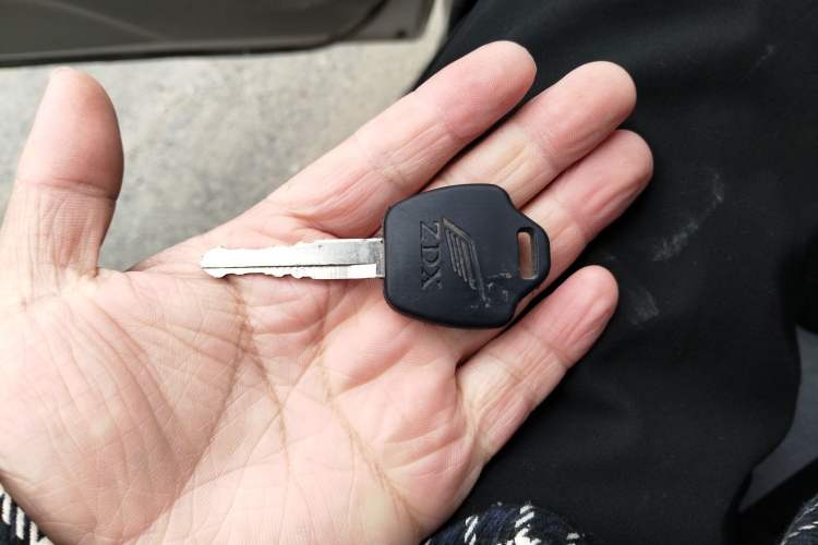 Used Dongfeng Shuaike 2013 1.5L Manual Standard Model 7-Seater China V Standard Vehicle Key