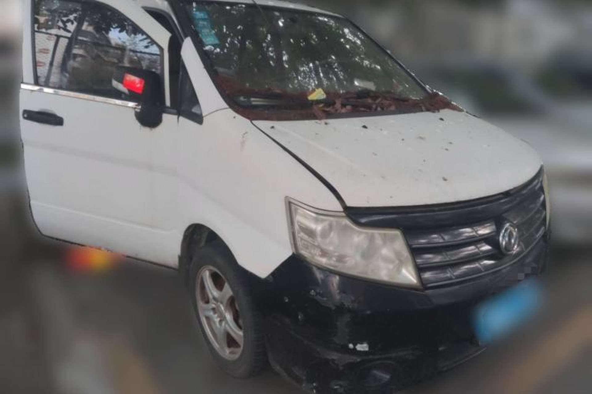 Used Dongfeng Shuaike 2013 Revised Version 1.5L Manual Standard Edition 7 Seats China IV Standard Front Right 45 Deg