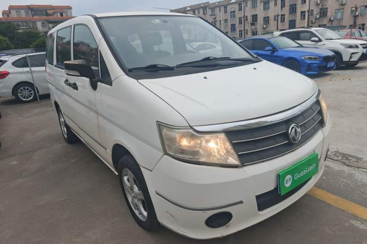 Used Dongfeng Shuaike 2013 Facelift 1.5L Manual Comfort 7-Seater China V Standard Front Right 45 Deg