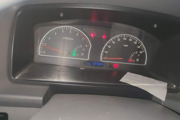 Used Dongfeng Shuaike 2013 Revised Version 1.5L Manual Standard Edition 7 Seats China IV Standard Instrument Cluster